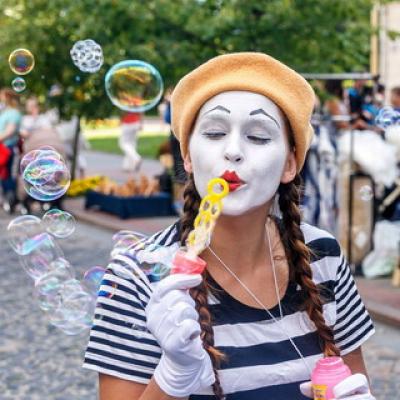 &ldquo;文化宫周六&rdquo;音乐旅游季系列歌舞晚会