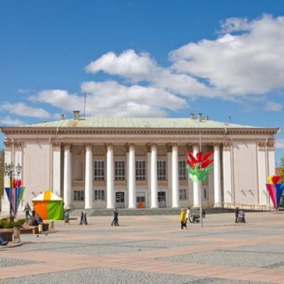 &ldquo;周末策&rdquo;广场系列演出