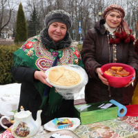 Праздник «Как на масленой неделе  мы блины пекли и пели»