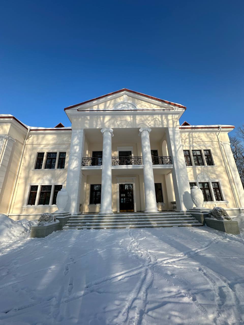 Род Пусловских. Микрорайон Альбертин