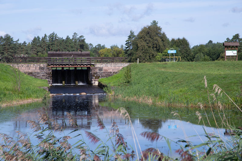 The Kuzhinets sluice