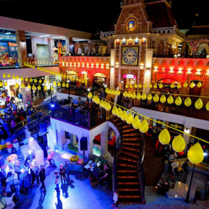 Events in the &quot;Old Town&quot; shopping center