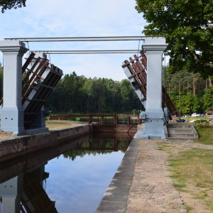 Awgustow Canal