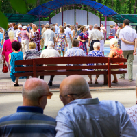 Культурно-развлекательная программа  «Вам, уважаемые ветераны и пожилые люди»