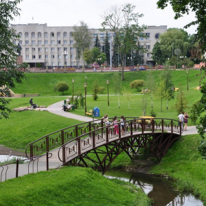 Wydarzenia w ramach projektu  „ Imprezy dnia wolnego”   „Wieczory u Zhilibera”. W parku im. J.-E.Zhilibera (dzielnica fontanny) odbędzie się koncert młodej grupy z Grodna „Spokojny czas”