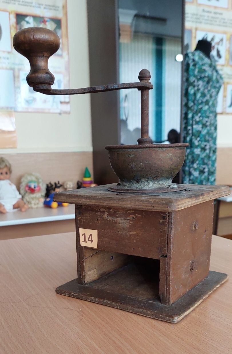 Музей “История вещей сквозь время” (ГУО “СШ №5 г. Новогрудка”)