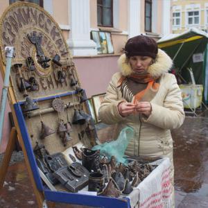 Trade Fairs of craftsmen and artists of amateur association &quot;Garadzenskі Kalaryt&quot; &quot;Grodno city center of culture&quot;
