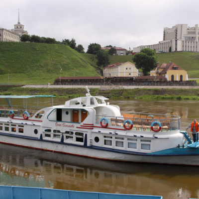 Organization  of trips on the motor ship  «O.Solomova»