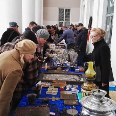 Wystawy kolekcjonerskich materiał&oacute;w i antyk&oacute;w "Garadzenski Skarabeusz"